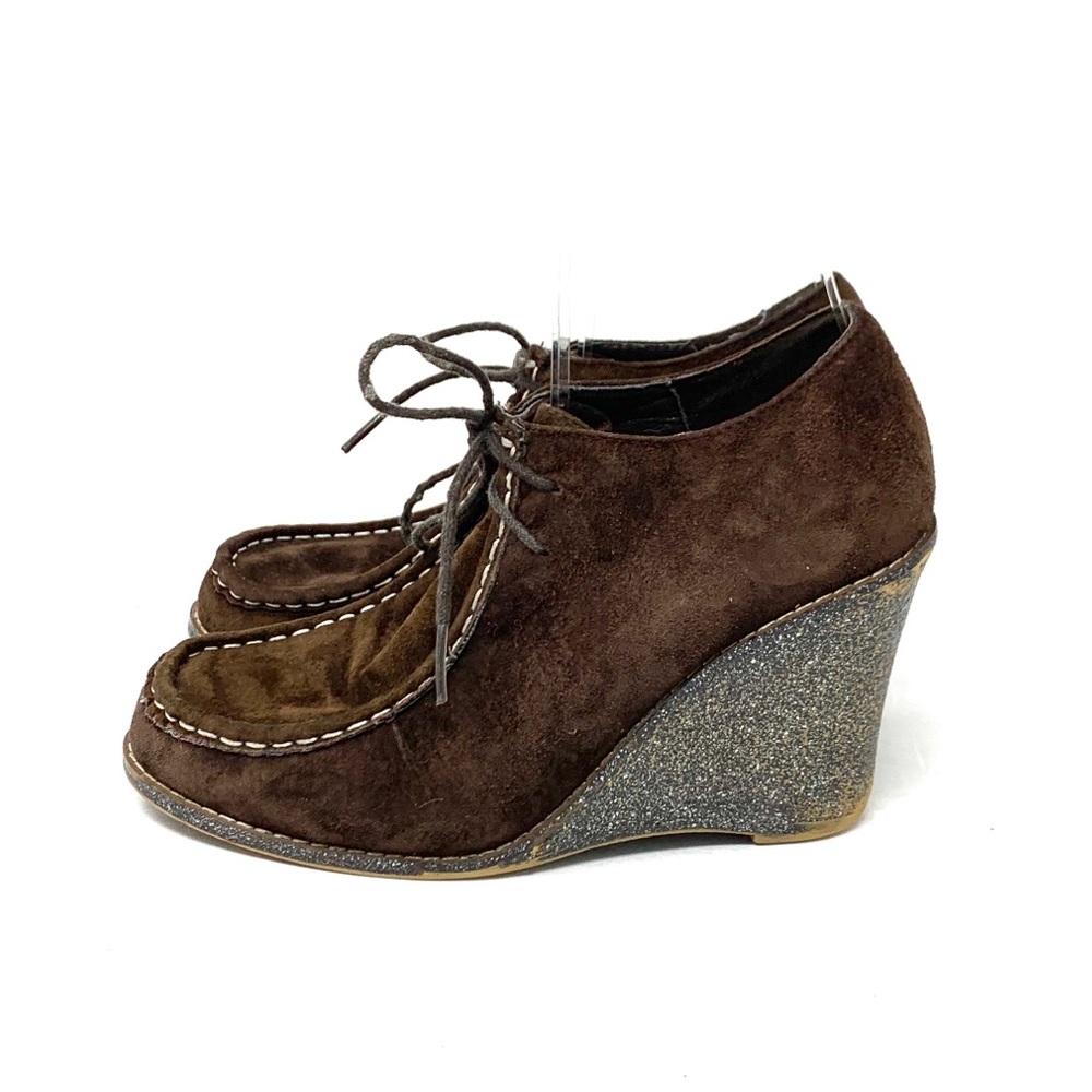 Two Lips Wallee Oxfords